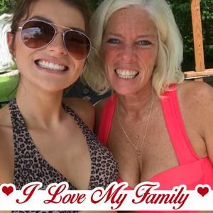 Meet your Posher, Dana